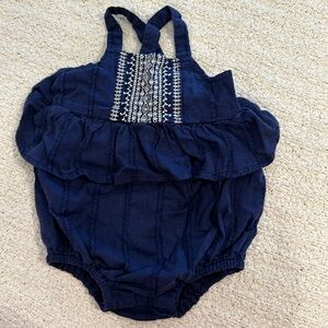 Old Navy baby romper 6-12 months